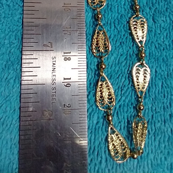 Delicate goldtone trifari chain necklace vintage - Picture 2 of 4